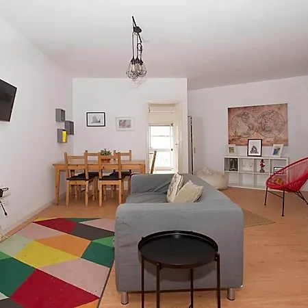 Hostel Travel & Live Marques *