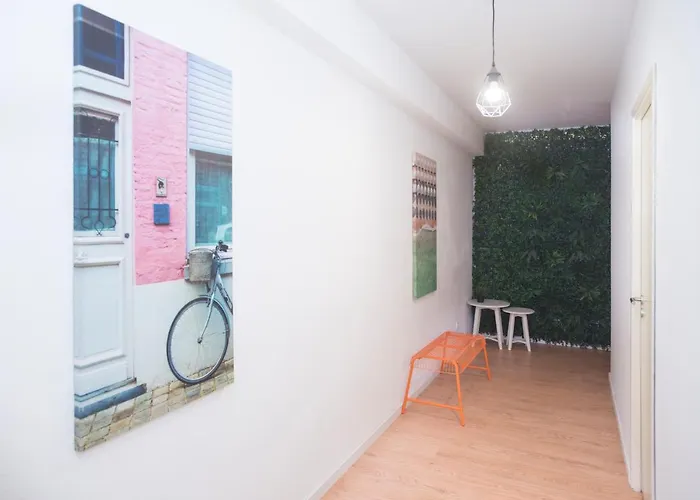 Travel & Live Marques Albergue *