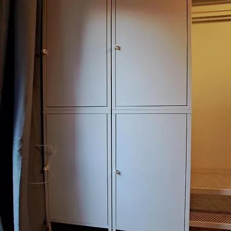 Travel & Live Marques אכסניה